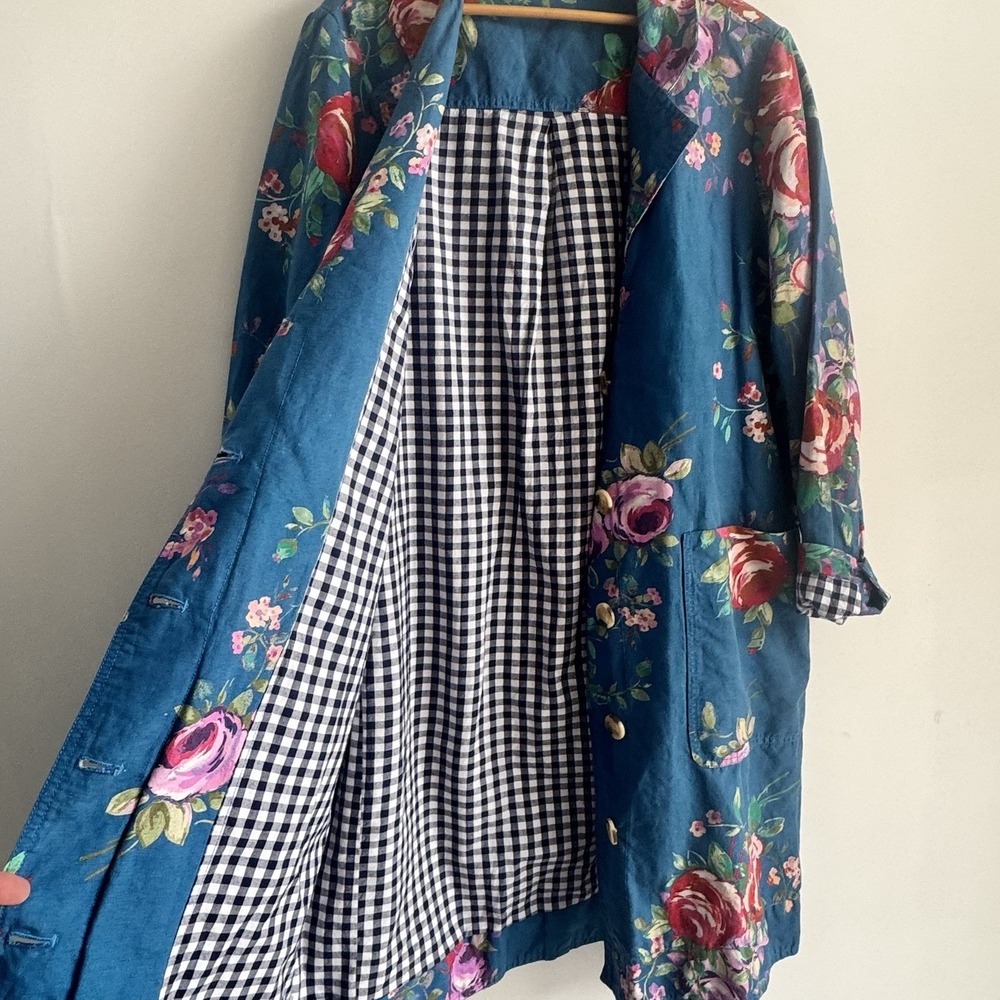 Sundance Blue Floral Duster Jacket with Red & Pink Roses - Picture 5 of 10